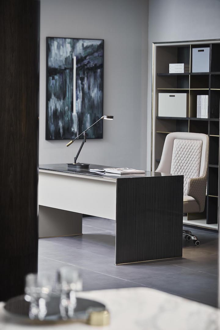 Obiang Chair