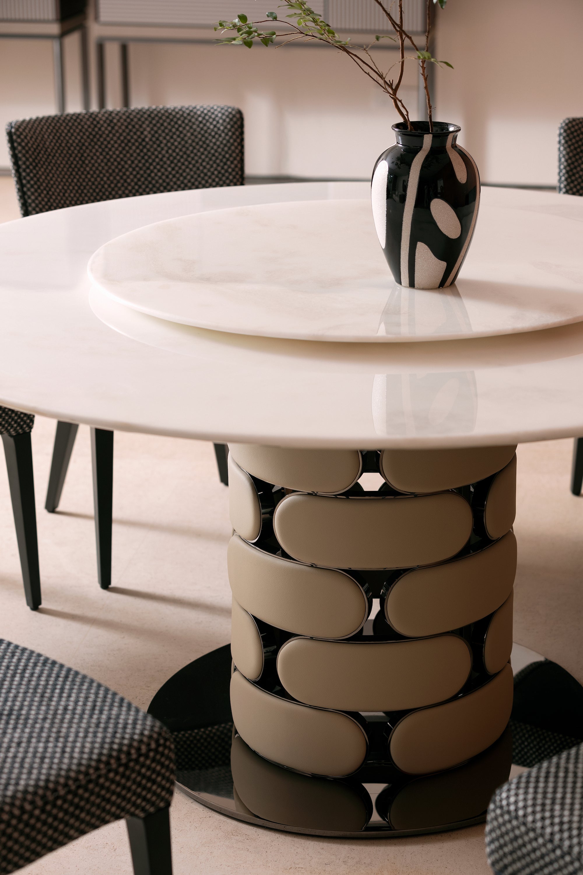 The Starry Night Round Dining Table