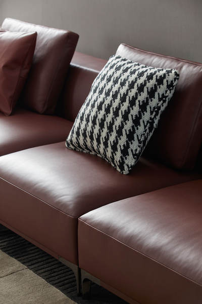 Colin Sofa
